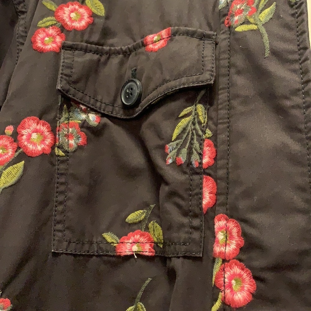 Kate Spade Black Floral Jacket with Pink Fur Trim - Picture 8 of 11